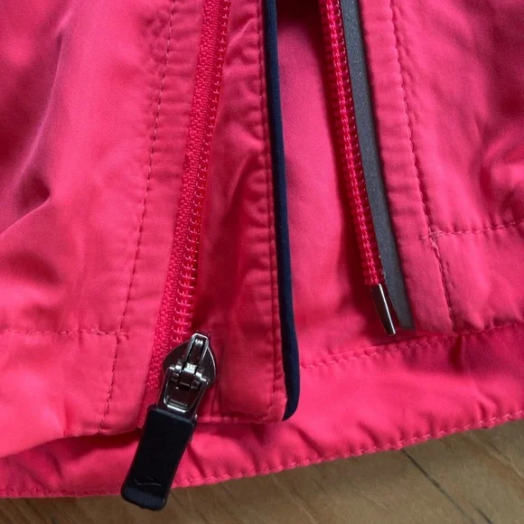 Brooks Women's Nightlife Essential Run Vest Bright Pink/ Anthracite Small EUC - Picture 2 of 14